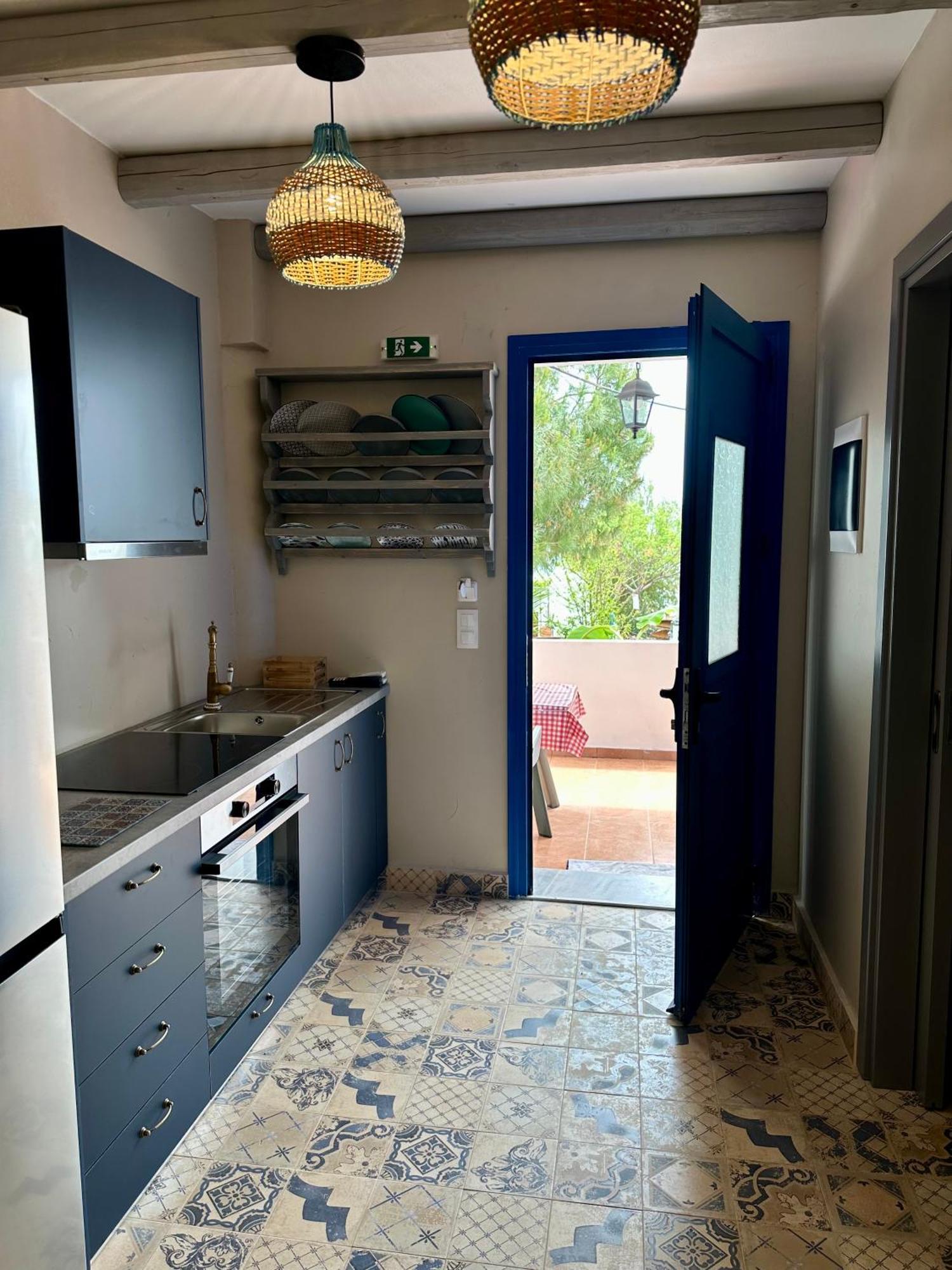 George Suites Stegna Arhángelosz Kültér fotó