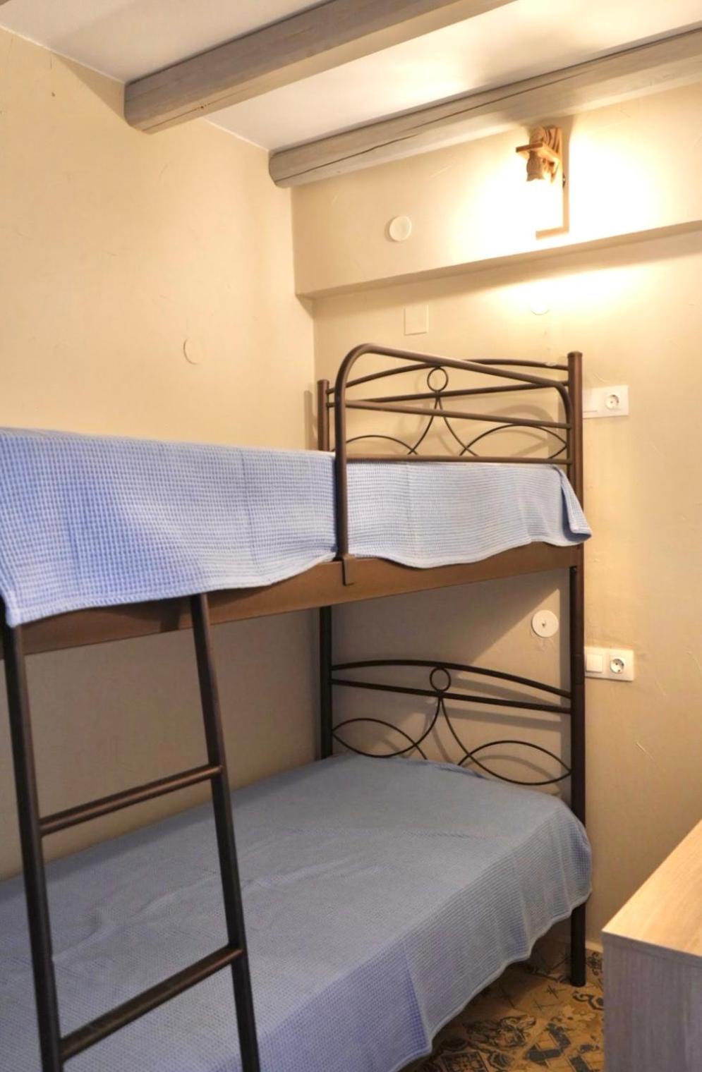 George Suites Stegna Arhángelosz Kültér fotó