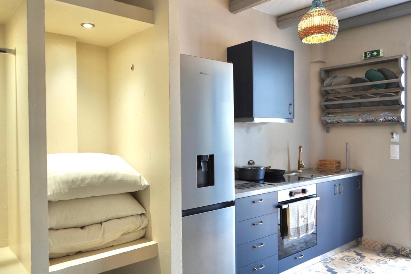 George Suites Stegna Arhángelosz Kültér fotó
