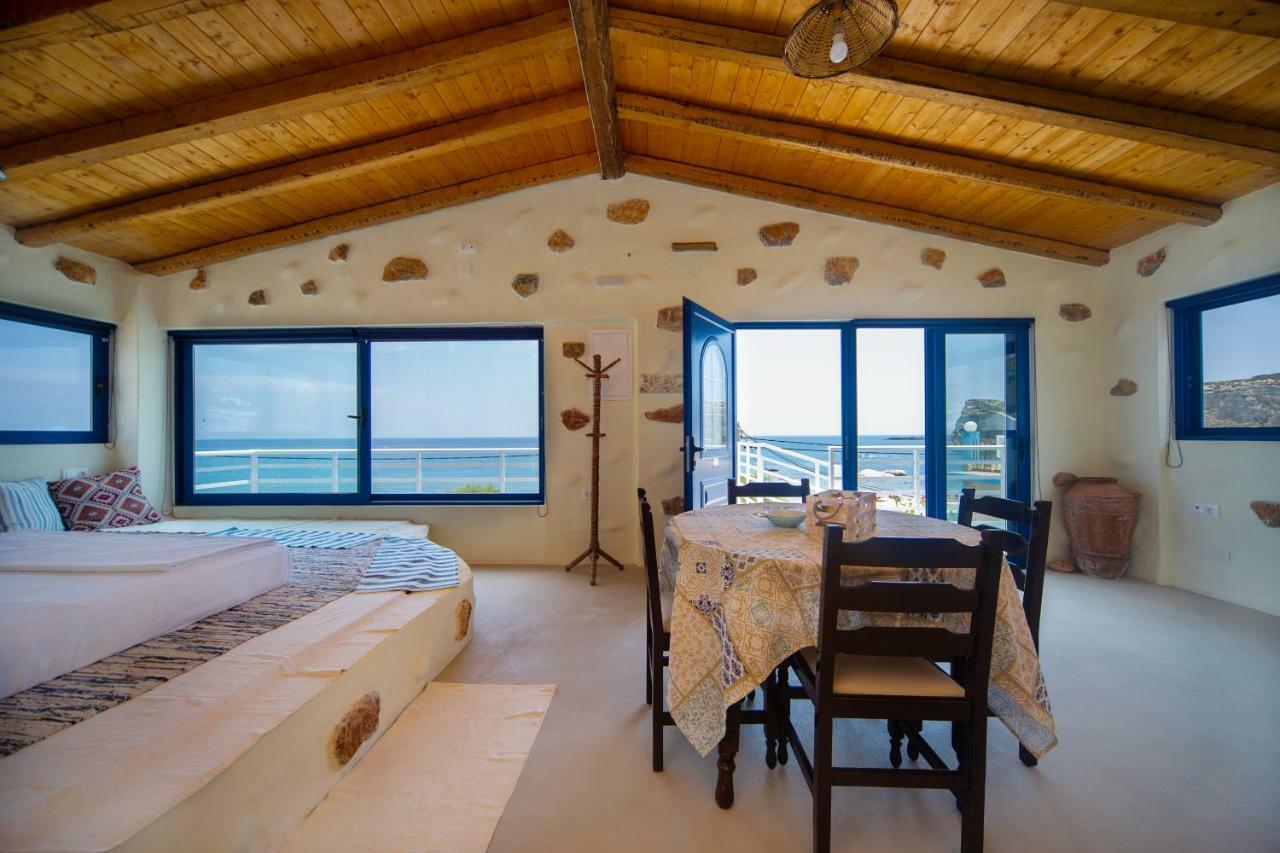 George Suites Stegna Arhángelosz Kültér fotó